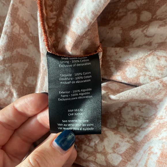 Atsu Altamira Midi Dress in Red Motif - Picture 8 of 13